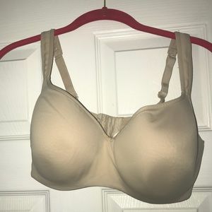 Cacique bra, balconette style